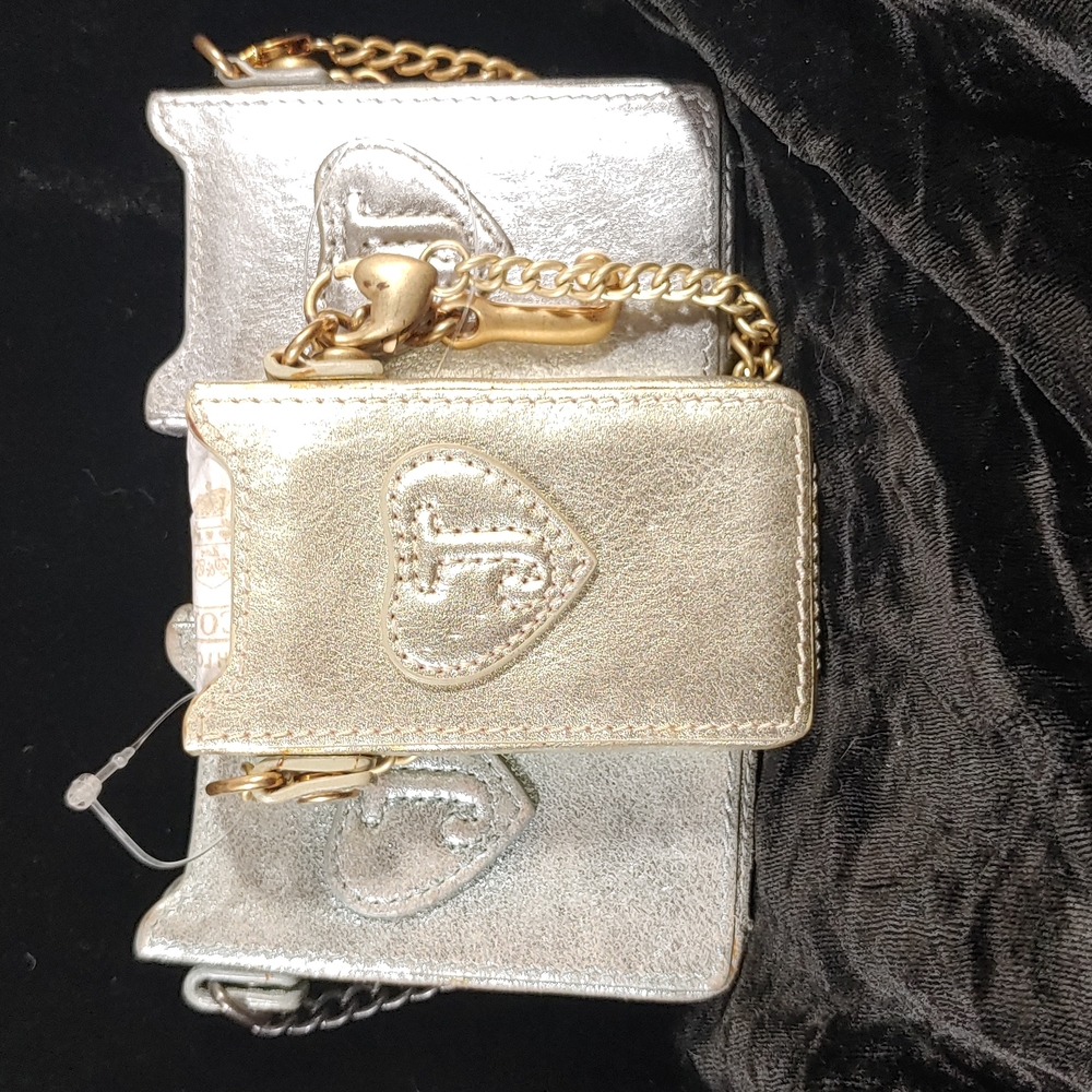 Juicy Couture iPod Wristlet